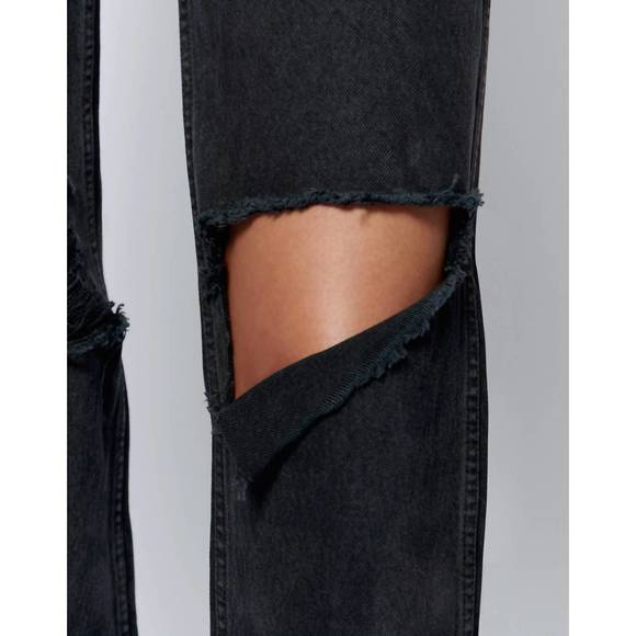 NEW RE/DONE 90's high rise loose jeans in washed black with rips - Picture 5 of 5
